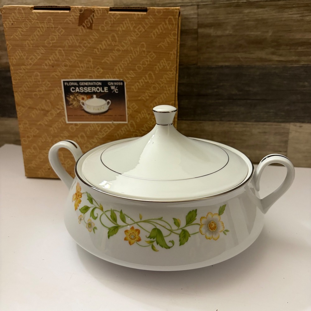 Ekco International Floral Generation GN 9058 Covered Casserole Dish Sango Japan